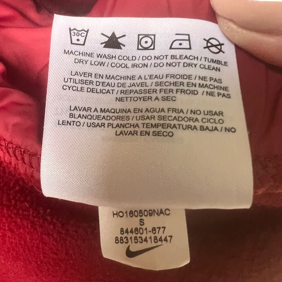 NIKE Womens Dri-Fit Hooded Full Zip Jacket Pockets Running Gym Red Size Small - Picture 6 of 9